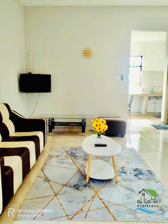 Qalya Homestay 2 @ Kota Bharu Exteriör bild